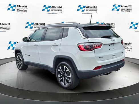 Used 2022 Jeep Compass Limited AWD/4WD image 3