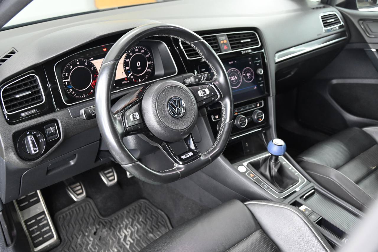 Used 2019 Volkswagen Golf R 4-Door AWD/4WD image 21