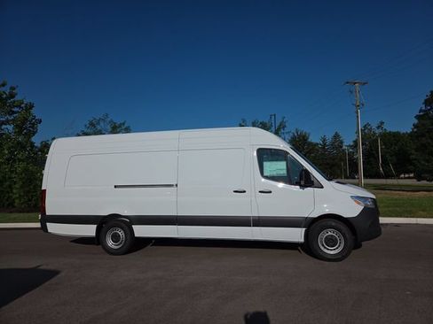 New 2026 Mercedes-Benz Sprinter 2500 image 2