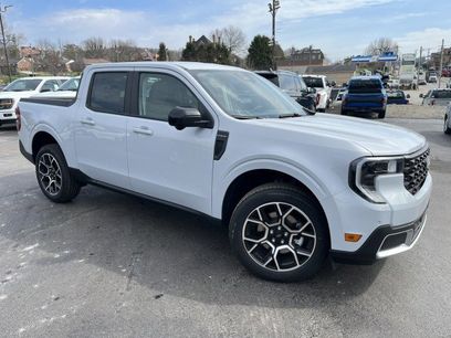 New 2026 Ford Maverick Lariat w/ 4K Tow Package