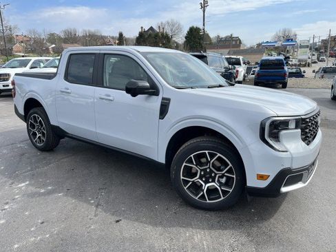 New 2026 Ford Maverick Lariat w/ 4K Tow Package AWD/4WD image 1