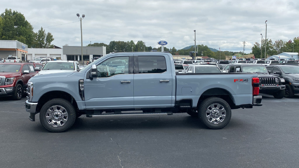 New 2027 Ford F250 Lariat w/ Lariat Premium Package AWD/4WD image 8