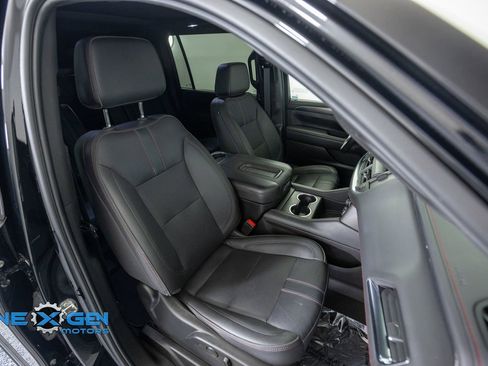 Used 2023 Chevrolet Suburban RST w/ Luxury Package AWD/4WD image 45