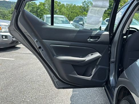Used 2020 Nissan Altima 2.5 S FWD image 23