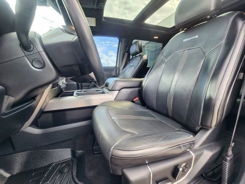 Used 2017 Ford F250 Platinum w/ Platinum Ultimate Package image 10