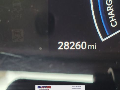 Used 2025 Toyota Camry LE image 28