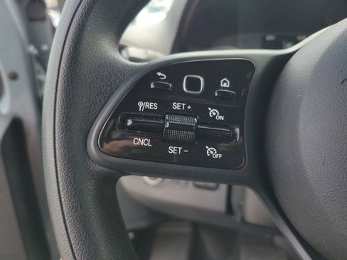 Used 2024 Mercedes-Benz Sprinter 2500 image 19