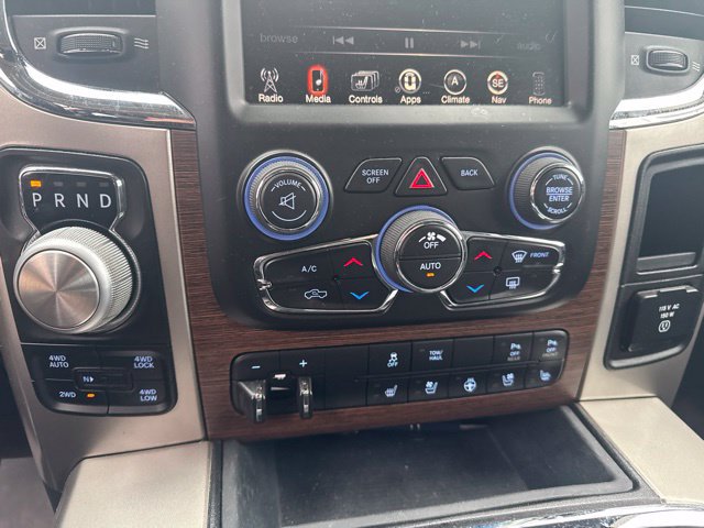 Used 2017 RAM 1500 Laramie w/ Convenience Group AWD/4WD image 14