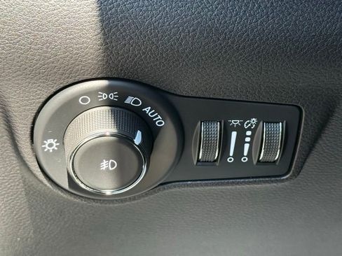 Used 2024 Jeep Compass Limited AWD/4WD image 51