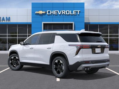 New 2027 Chevrolet Traverse LT w/ Sun and Wheel Package