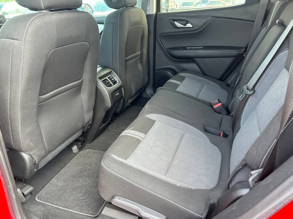 Used 2024 Chevrolet Blazer LT w/ Convenience Package FWD image 14