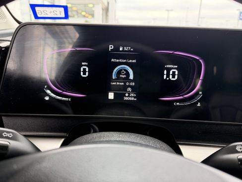 Used 2023 Kia Sportage EX image 34