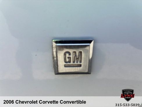 Used 2006 Chevrolet Corvette Convertible w/ Preferred Equipment Group RWD image 31