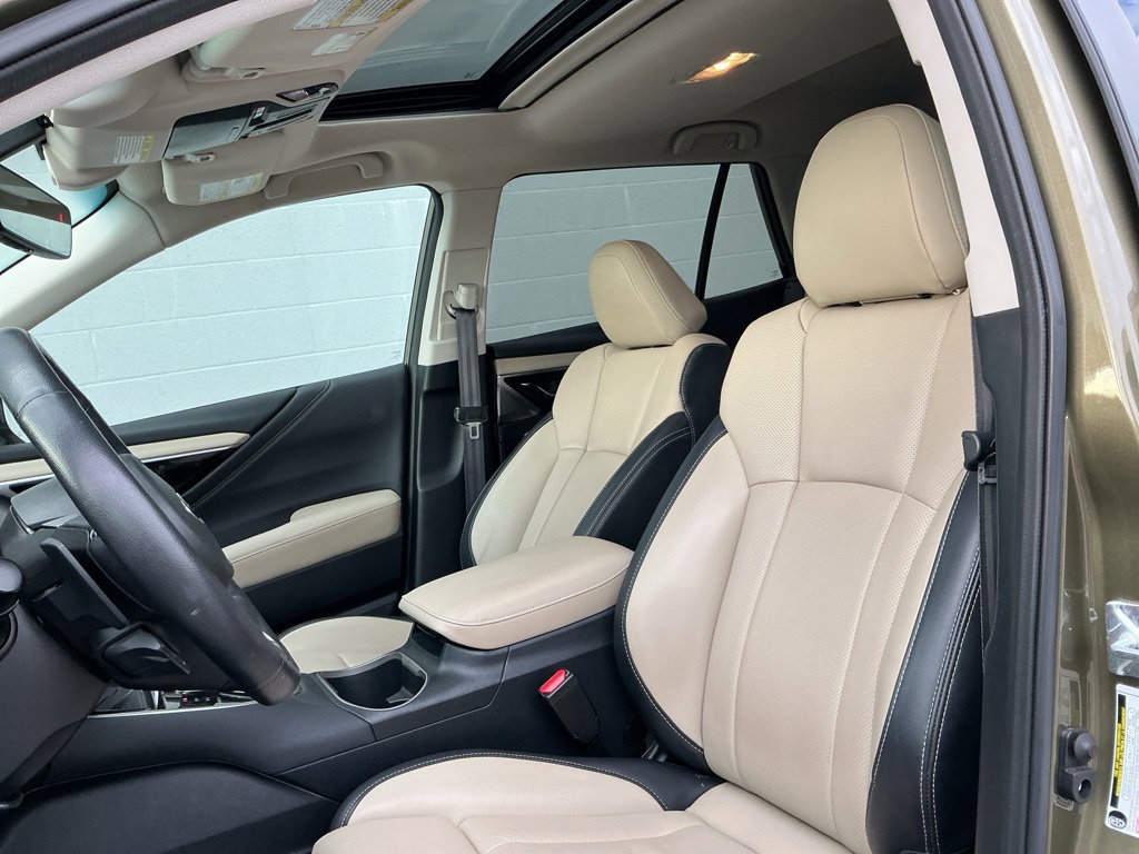 Certified 2022 Subaru Outback Limited AWD/4WD image 19