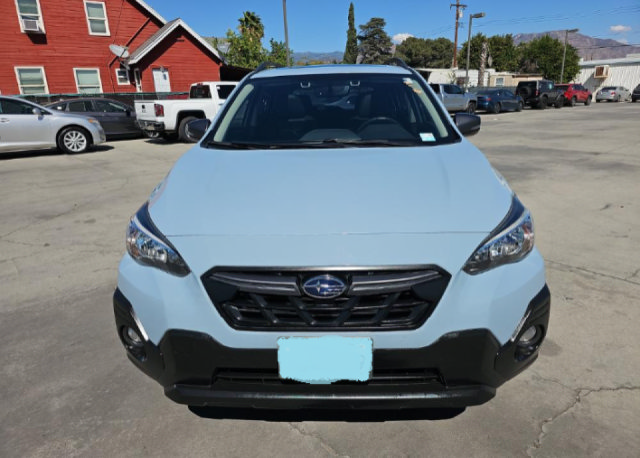 Used 2021 Subaru Crosstrek 2.5i Sport w/ Moonroof Package AWD/4WD image 2
