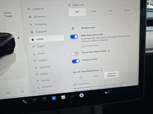 Used 2022 Tesla Model Y Performance image 23