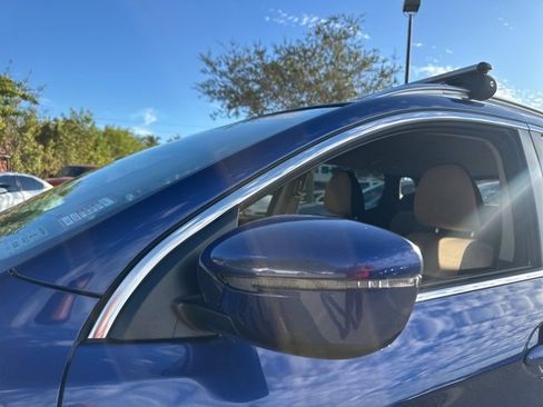 Used 2020 Nissan Rogue Sport SV image 12