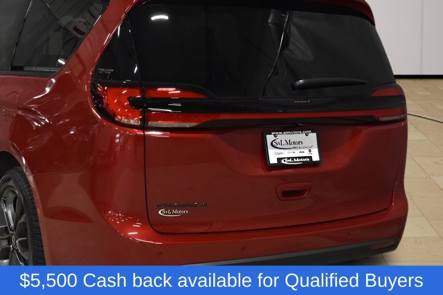 New 2026 Chrysler Pacifica Select FWD image 37