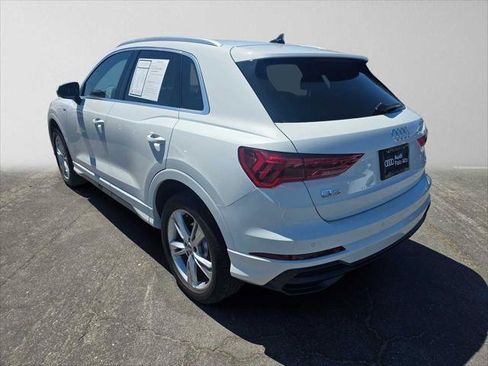 Used 2020 Audi Q3 2.0T Premium w/ Convenience Package AWD/4WD image 5
