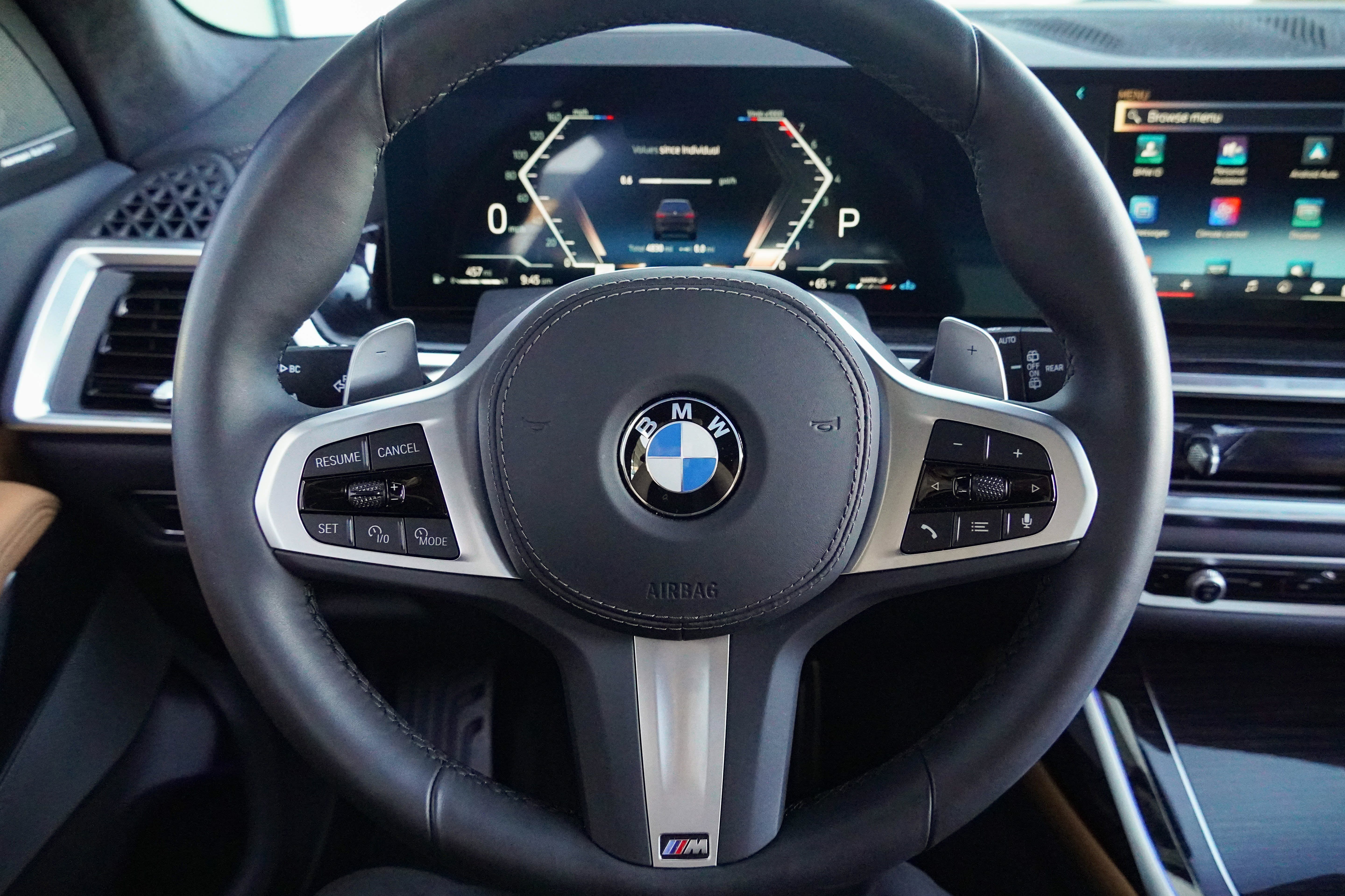 Certified 2026 BMW X7 xDrive40i w/ M Sport Package AWD/4WD image 19