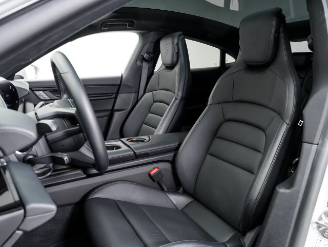 Certified 2023 Porsche Taycan RWD image 5