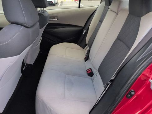 Used 2020 Toyota Corolla LE FWD image 13