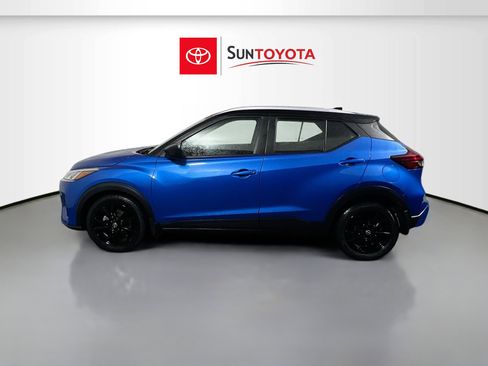 Used 2024 Nissan Kicks SV FWD image 7