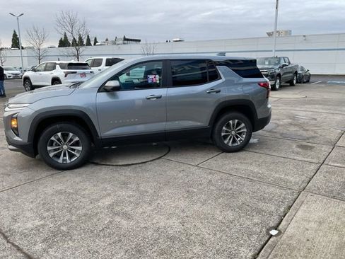 New 2026 Chevrolet Equinox LT AWD/4WD image 5