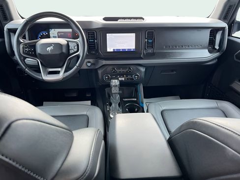 Used 2023 Ford Bronco Black Diamond image 14