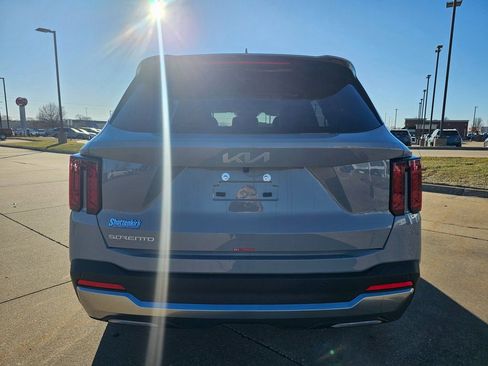 New 2026 Kia Sorento S image 16