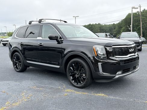 Used 2022 Kia Telluride SX w/ Towing Package FWD image 9