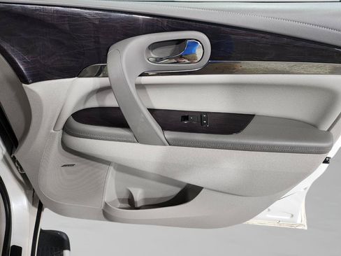 Used 2015 Buick Enclave Premium w/ Experience Buick Package AWD/4WD image 32