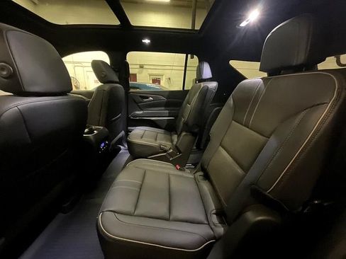 New 2026 Chevrolet Traverse High Country w/ LPO, Floor Liner Package AWD/4WD image 27