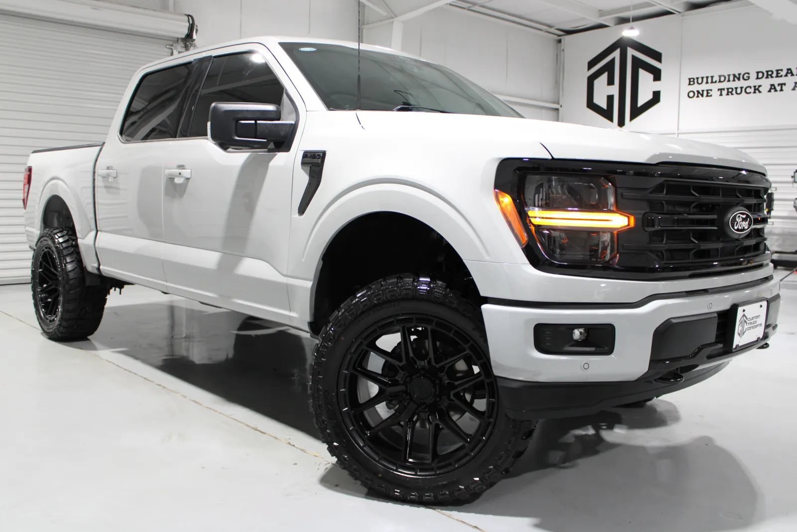 Used 2024 Ford F150 XLT w/ Equipment Group 302A MID AWD/4WD image 5