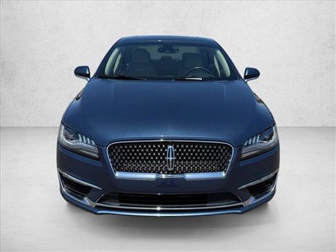 Used 2019 Lincoln MKZ Reserve w/ Reserve Plus Package FWD image 2