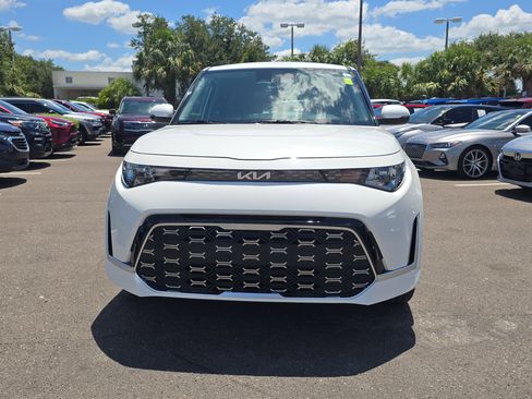 Certified 2025 Kia Soul GT-Line FWD image 3