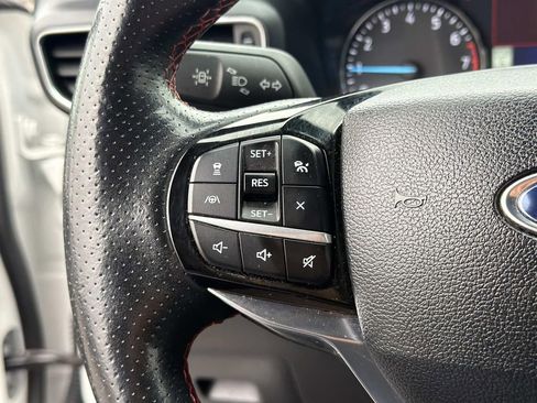 Certified 2023 Ford Explorer ST-Line w/ Class IV Trailer Tow Package image 10