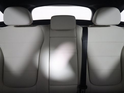 New 2026 Mercedes-Benz GLC 300 image 14