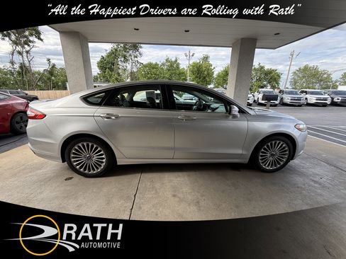 Used 2015 Ford Fusion Titanium FWD image 10