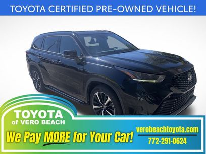 Used 2022 Toyota Highlander XSE