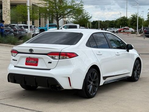 Used 2026 Toyota Corolla SE image 4