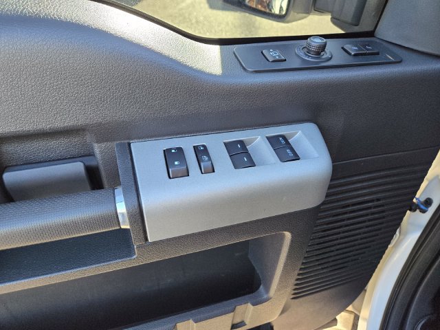Used 2013 Ford F350 Lariat w/ Lariat Ultimate Pkg AWD/4WD image 18