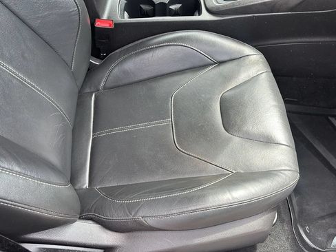 Used 2016 Ford Focus SE w/ Equipment Group 201A FWD image 40