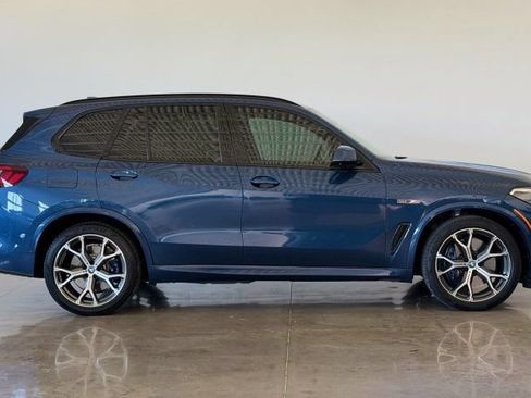 Used 2022 BMW X5 xDrive45e w/ M Sport Package AWD/4WD image 7