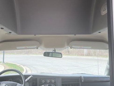 New 2025 Chevrolet Express 3500 Work Van w/ Power Convenience Package image 16