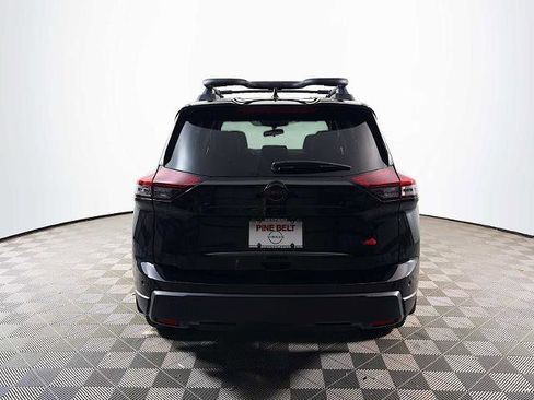 Certified 2025 Nissan Rogue SV AWD/4WD image 5