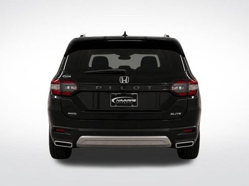 Used 2025 Honda Pilot Elite image 7