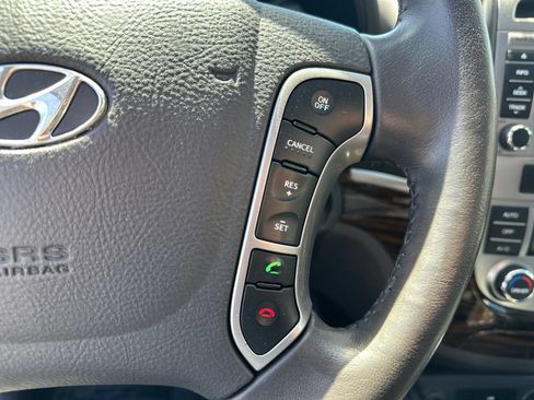 Used 2011 Hyundai Santa Fe Limited FWD image 20