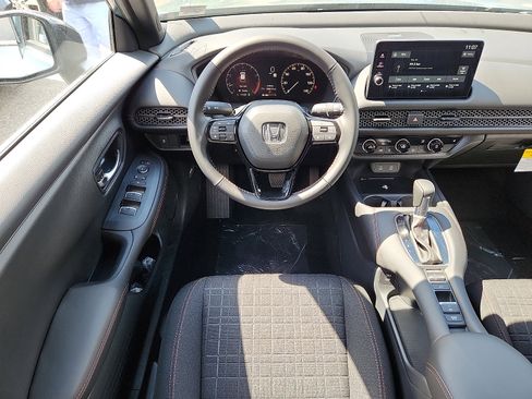 New 2026 Honda HR-V Sport image 7