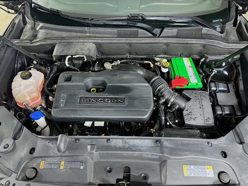 Used 2019 Lincoln Nautilus Reserve w/ Ultimate Package image 12